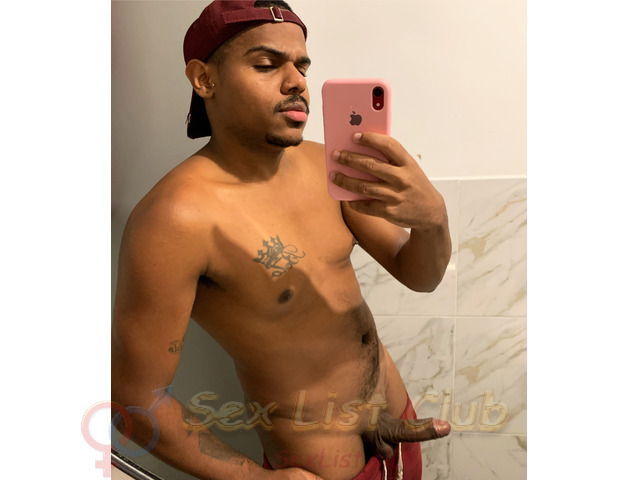 NEGRO ACTIVO BRASILEÑO NUEVO  EN BAIRES TENGO LUGAR  BUENO PRECIO E BUENO PLACER